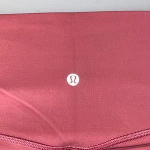 25 in lululemon align legging